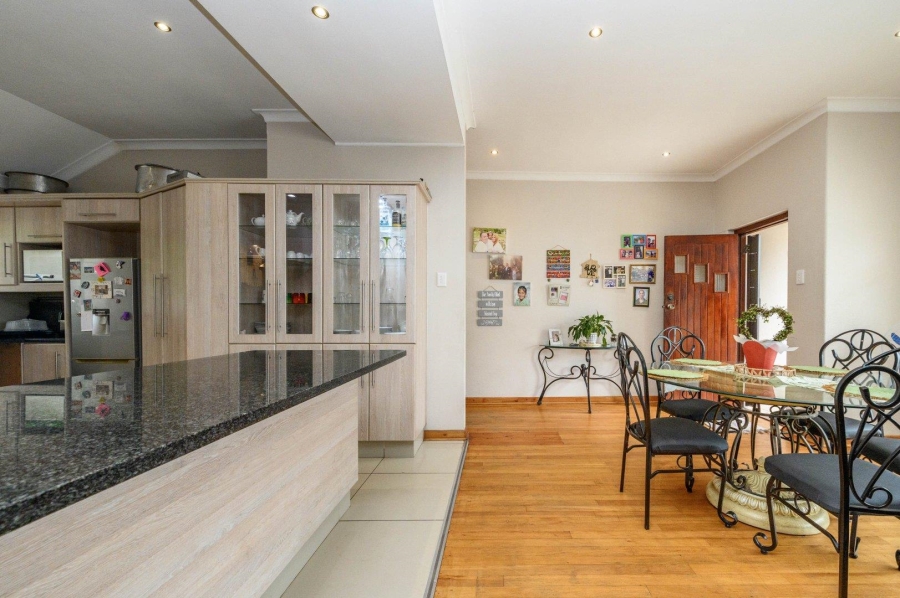 4 Bedroom Property for Sale in Humewood Eastern Cape